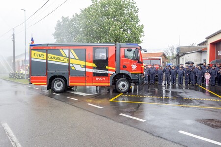 OBČINA PIVKA PREDAJA VOZILA GVC-1 PGD KOŠANA 6.5.2025 - Valter Leban-1824